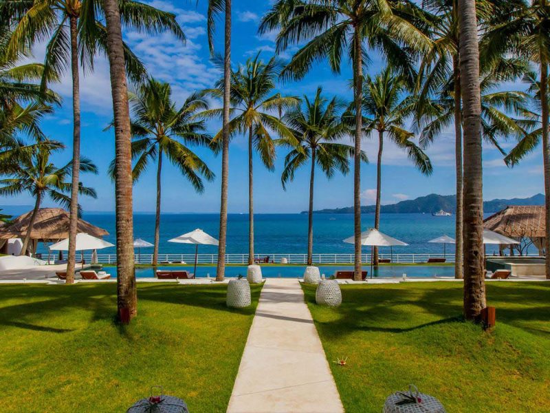 beachfront-villa candidasa